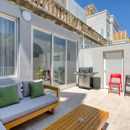 Luxury 4br Terrace & Bbq In St Julians Villa *